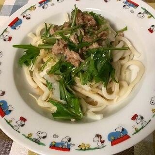 ツナと水菜のおろしチーズうどん